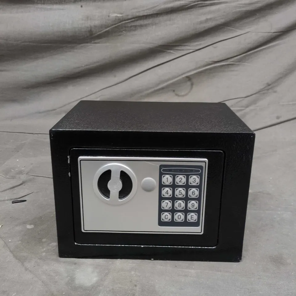 SMALL BLACK ELECTRONIC SAFE WITH KEYPAD AND DIAL LOCK