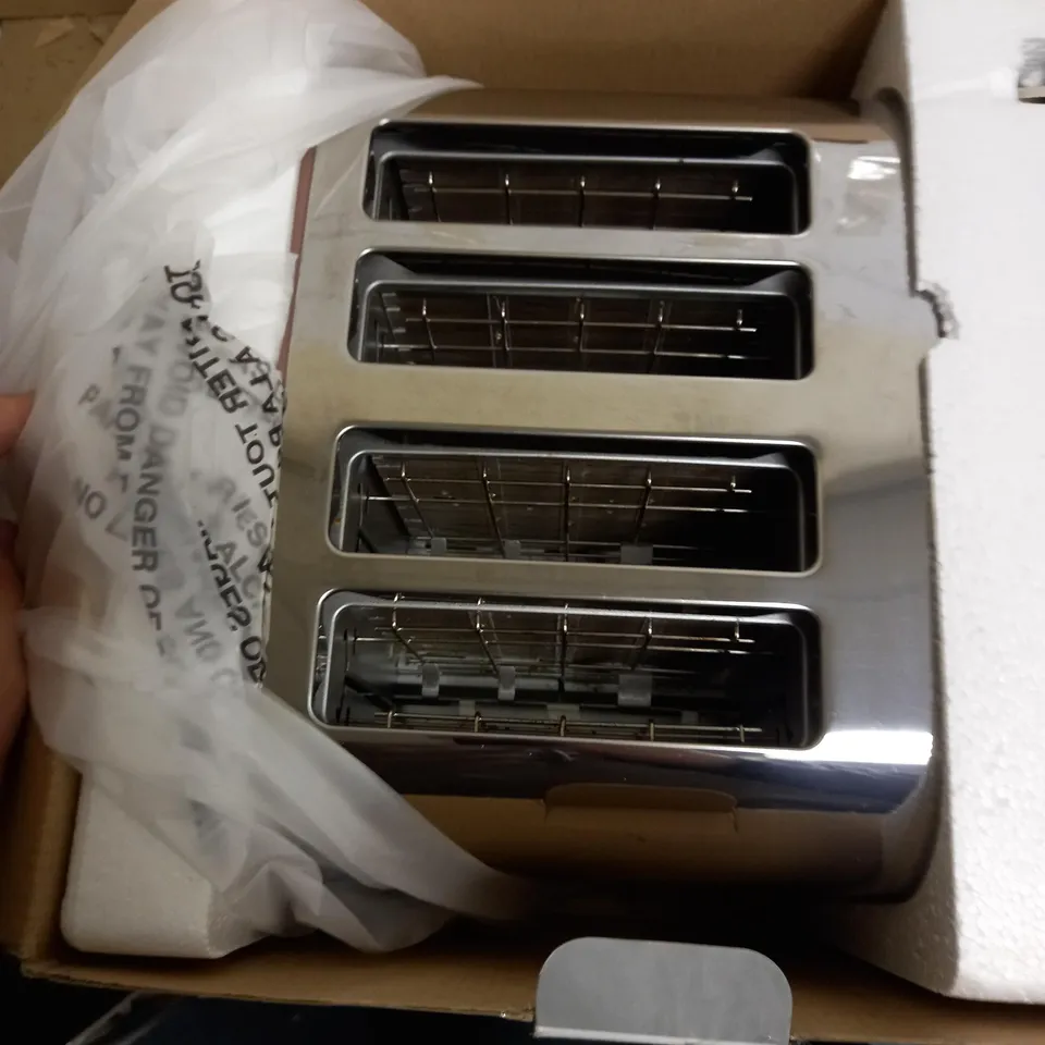 CUISINART STYLE COLLECTION 4 SLOT TOASTER