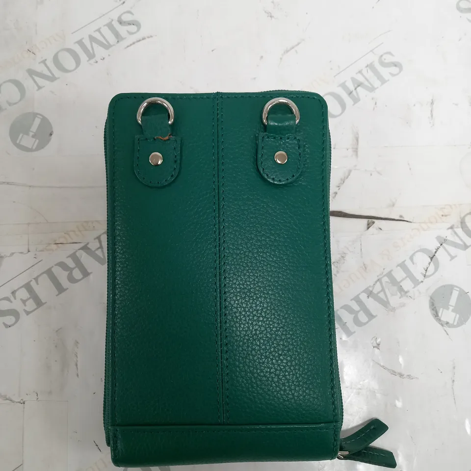 ASHWOOD LEATHER FRONT POCKET COMPACT CROSSBODY BAG