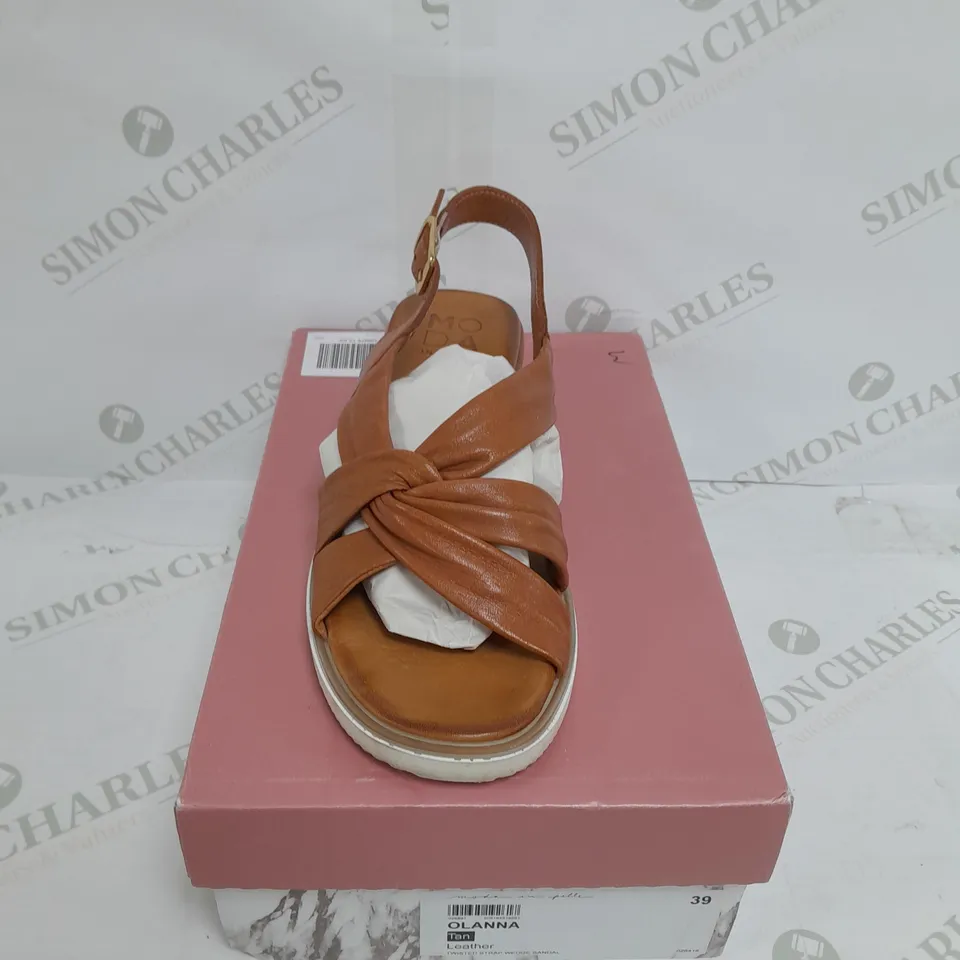 MODA IN PELLE OLANNA SANDAL TAN LEATHER - SIZE 6