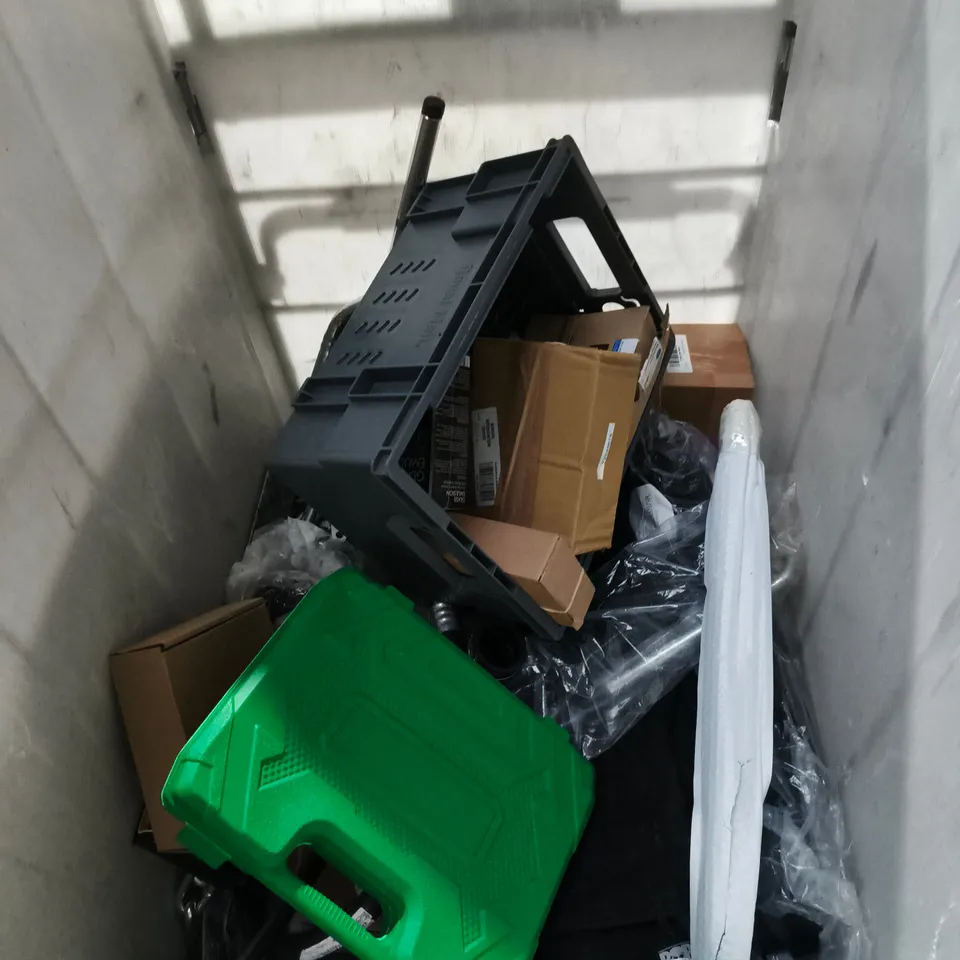 CAGE OF ASSORTED VEHICLE PARTS - COLLECTION ONLY