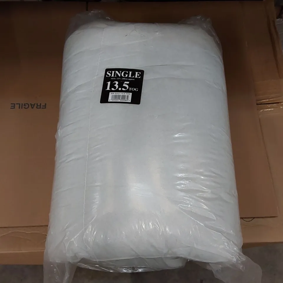 BAGGED HOLLOWFIBRE 13.5 TOG QUILTED ALL YEAR ROUND SINGLE DUVET 