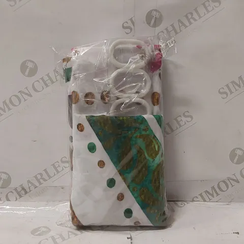 BAGGED KYLA POLYESTER SHOWER CURTAIN SET