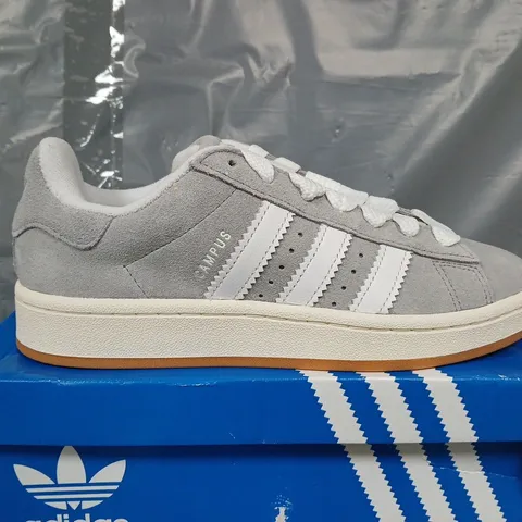 BOXED ADIDAS CAMPUS 00S IN GREY - SIZE UK 5