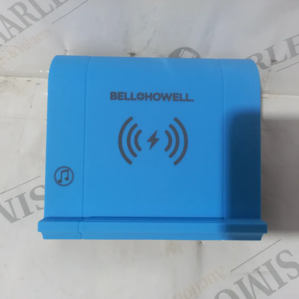 BOXED B&H BLUE WIRELESS CHARGER AND SPEAKER