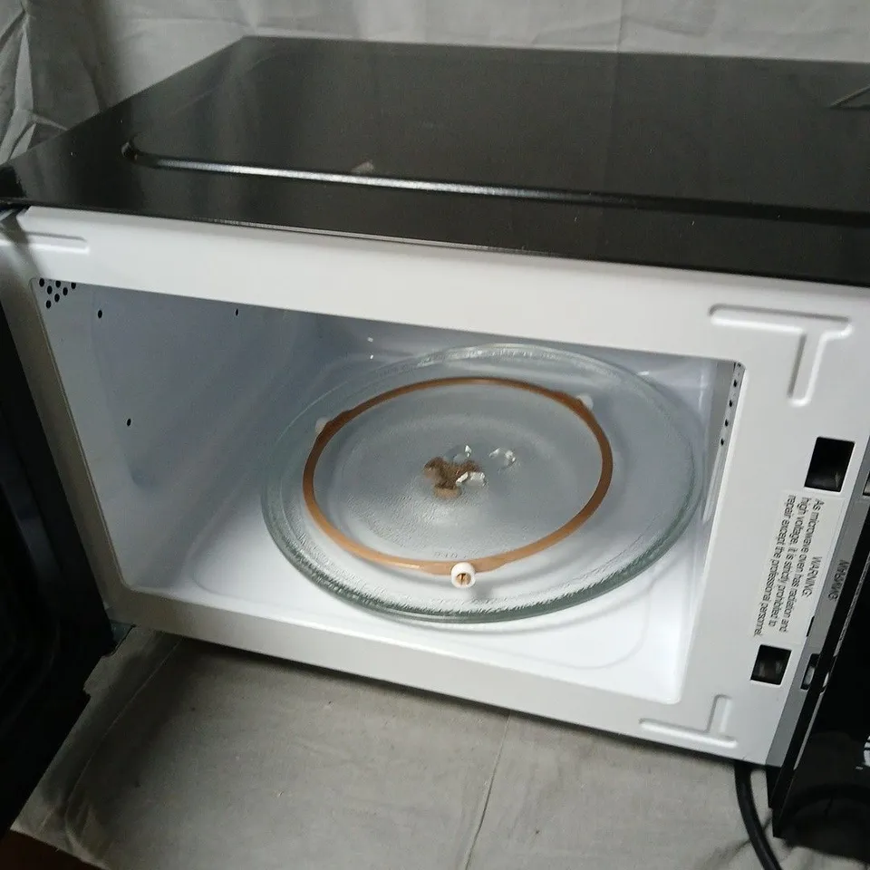 SWAN MICROWAVE OVEN 700W  – BLACK, COUNTERTOP