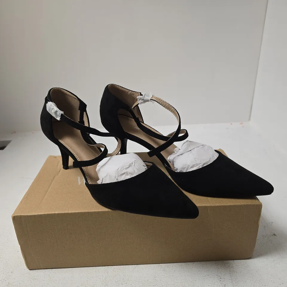 WHERES THAT FROM WOMENS BLACK SHOES UK 7 BOXED