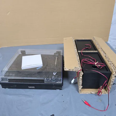 LENCO LS-101 TURNTABLE AND SPEAKER SET