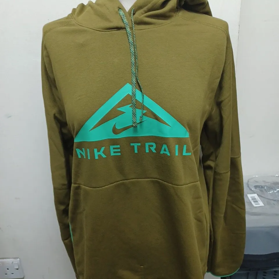 MENS NIKE TRAIL DRI-FIT JUMPER IN OLIVE GREEN - SIZE MEDIUM