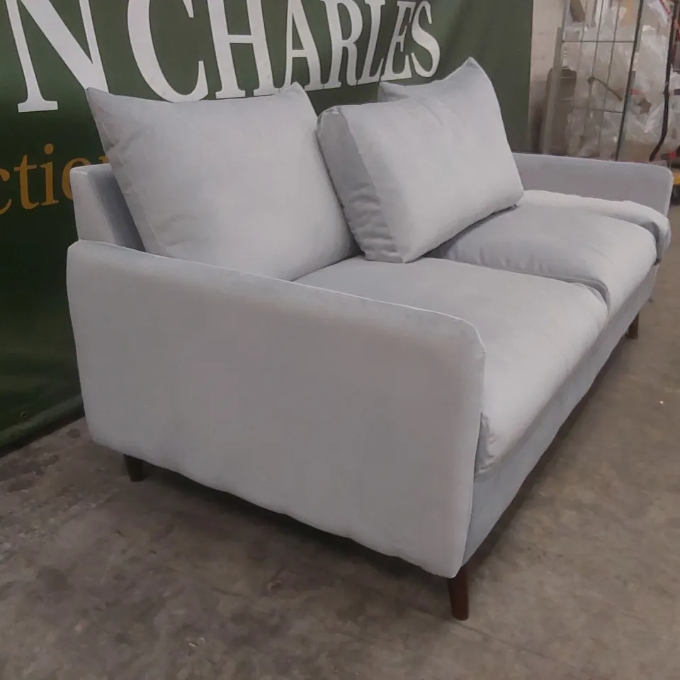 QUALITY DESIGNER 3 SEATER VELVET UPHOLSTERED SOFA - MISSMATCHED CUSHIONS