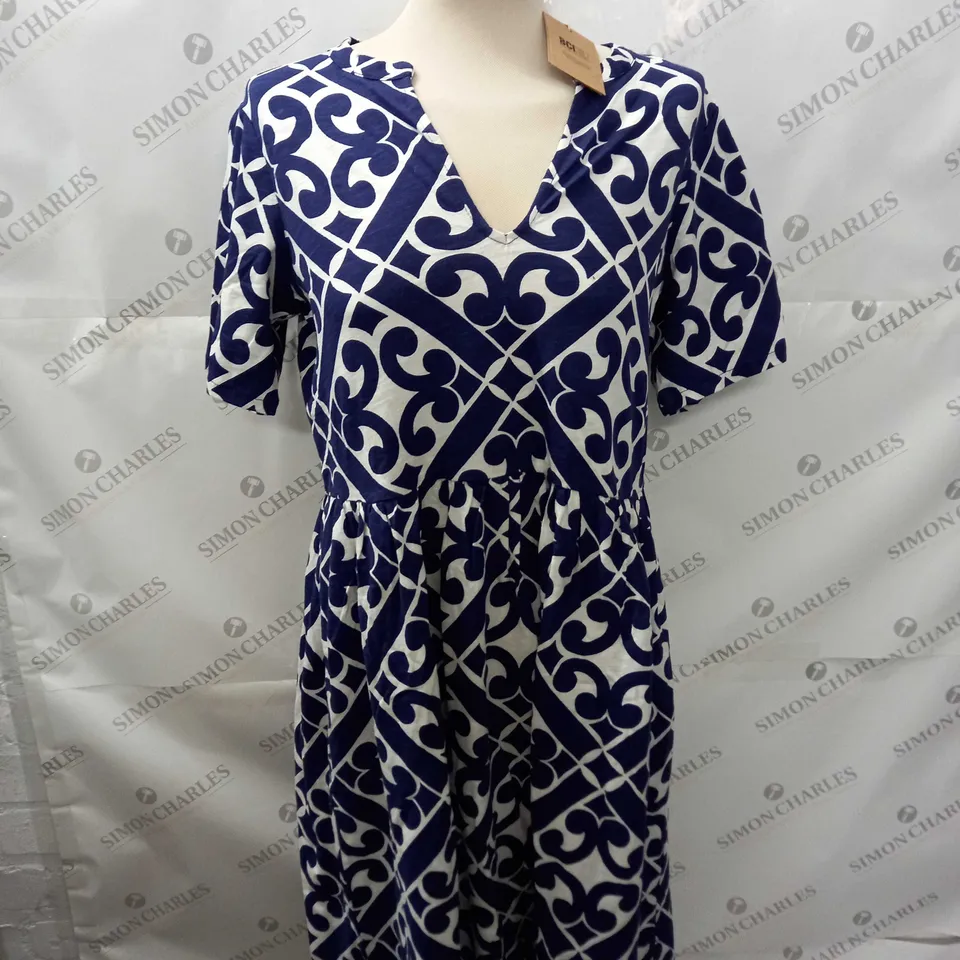 BODEN OCCASSIONAL PATTERN DRESS SIZE 12L