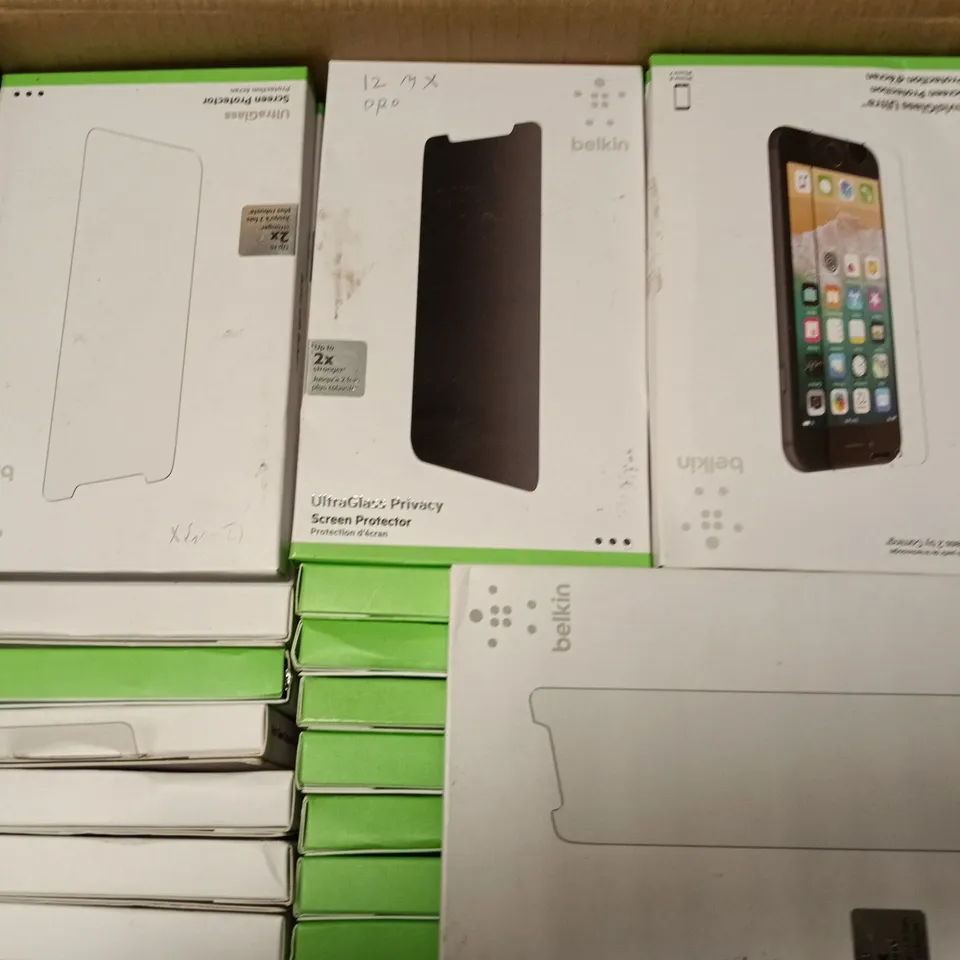 APPROXIMATELY 40 ASSORTED BELKIN PHONES CASES IN VARIOUS DESIGNS, STYLES & COLOURS FOR PHONES SUCH AS 13 PRO MAX, IPHONE 7/8, 12 MX PRO, ETC