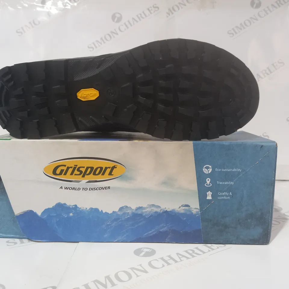 BOXED PAIR OF GRISPORT ESKDALE SHOES IN BROWN EU SIZE 45