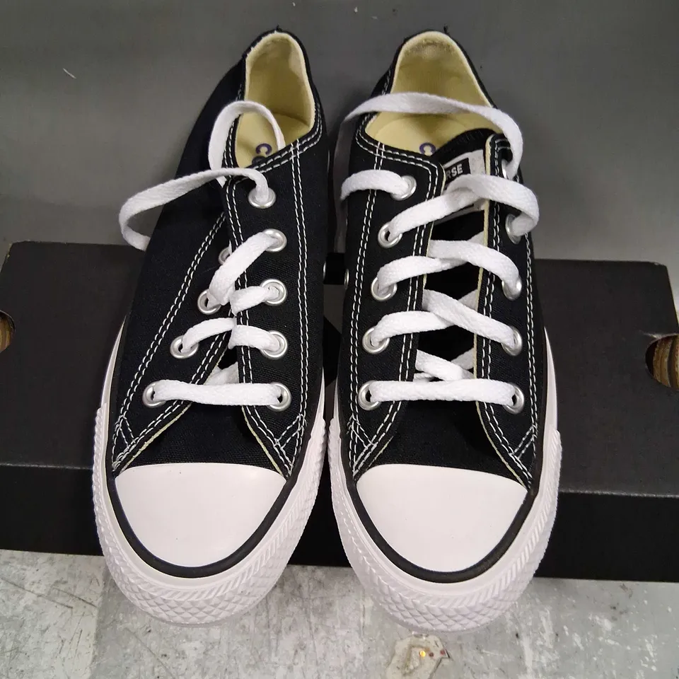 BOXED CONVERSE ALL STAR OX BLACK SIZE 3.5