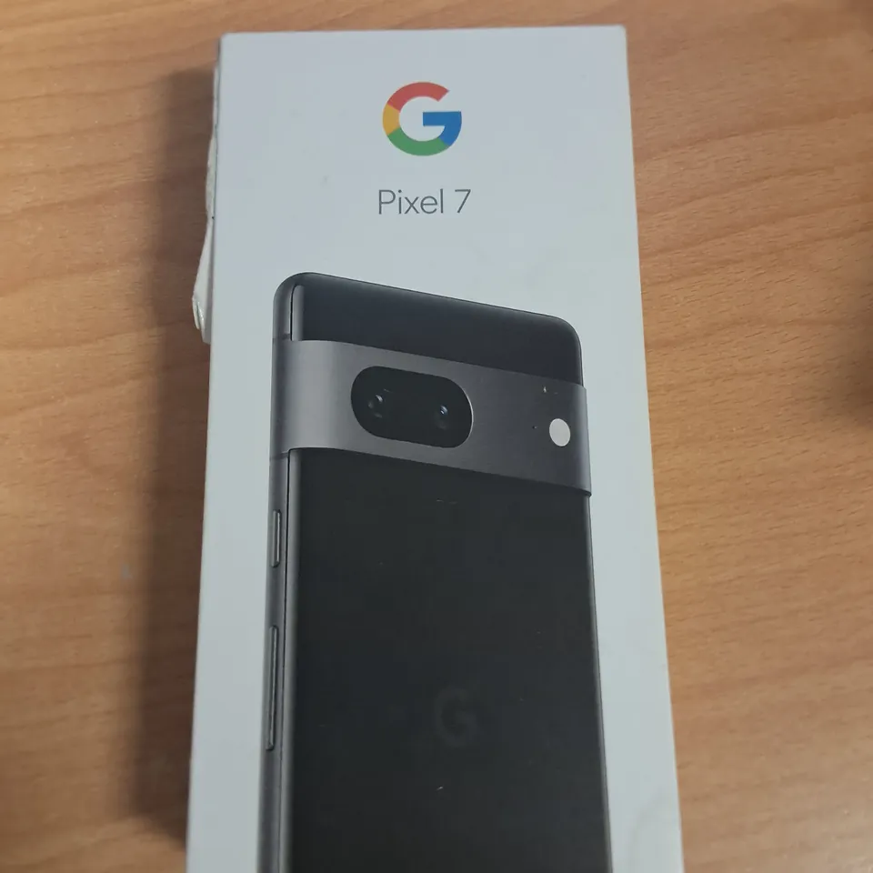 BOXED GOOGLE PIXEL 7 128GB IN OBSIDIAN 