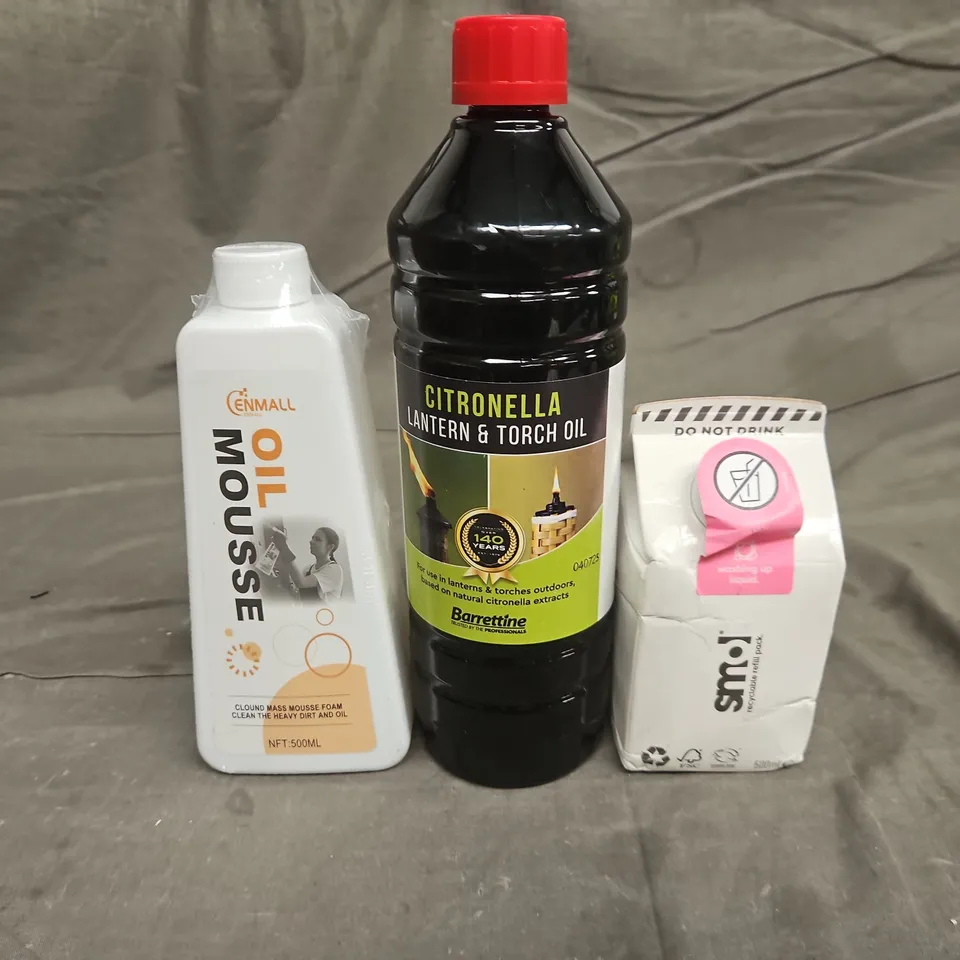 TOTE OF APPROXIMATELY 10 ASSORTED HOUSEHOLD ITEMS TO INCLUDE OIL MOUSSE, WASHING UP LIQUID AND LANTERN OIL - COLLECTION ONLY 