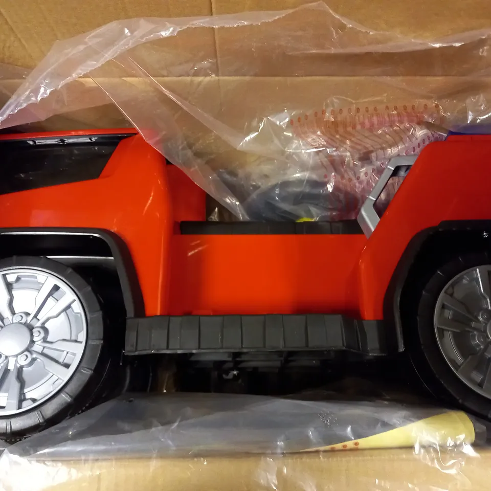 BOXED EVO ELECTRONIC 6V RIDE-ON FIRE ENGINE RRP £80