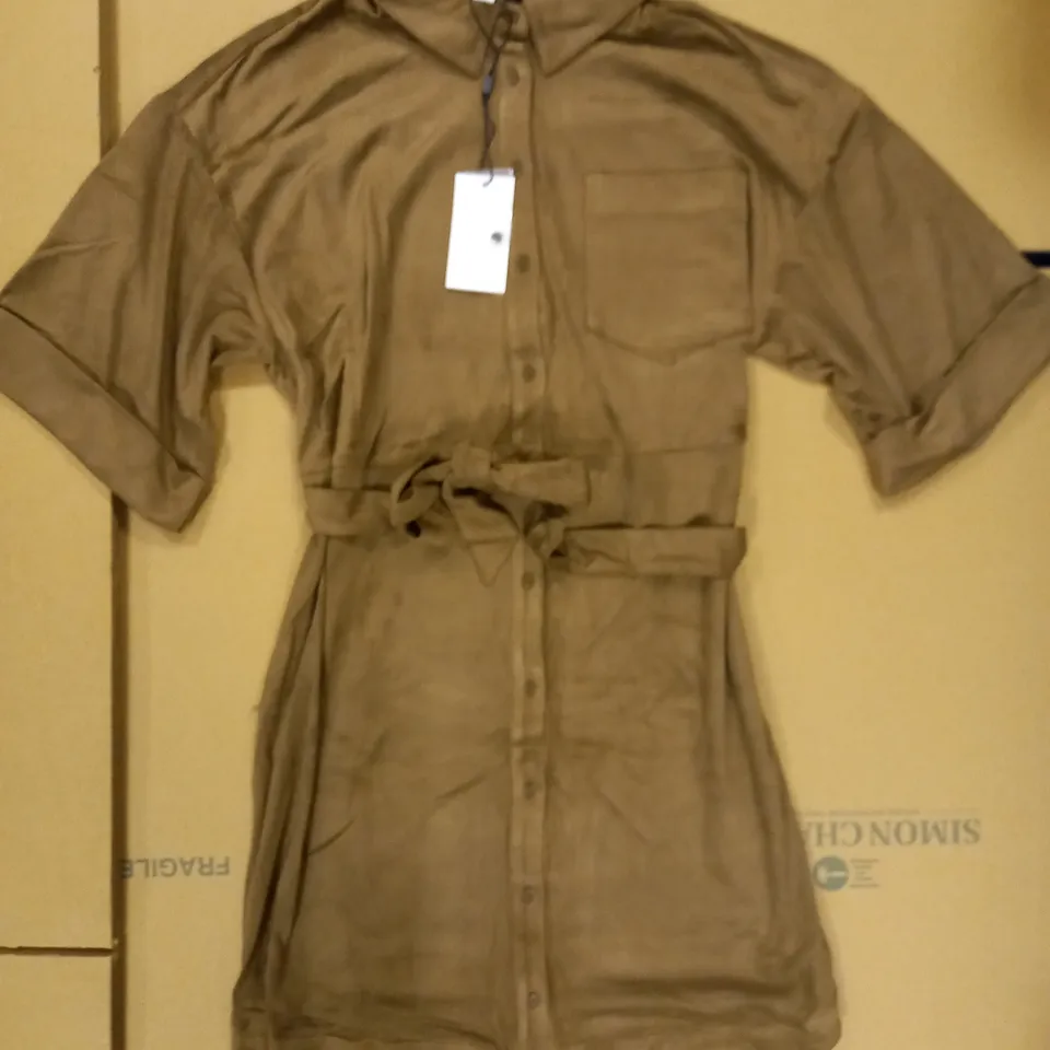 LOT OF 11 BRAND NEW HALSTON FAUX SUEDE SHIRT DRESSES SIZE M