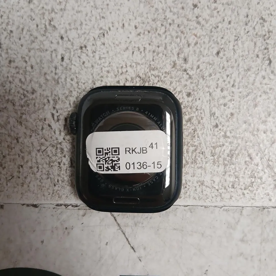 APPLE WATCH SERIES 8 41MM ALUMINIUM SMARTWATCH (BLACK) – HEAD ONLY