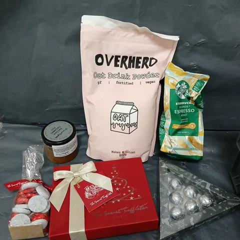 APPROXIMATELY 10 ASSORTED FOOD/DRINK PRODUCTS TO INCLUDE OVERHERD OAT DRINK POWDER, SALTED CARAMEL POT, STARBUCKS COFFEE ETC