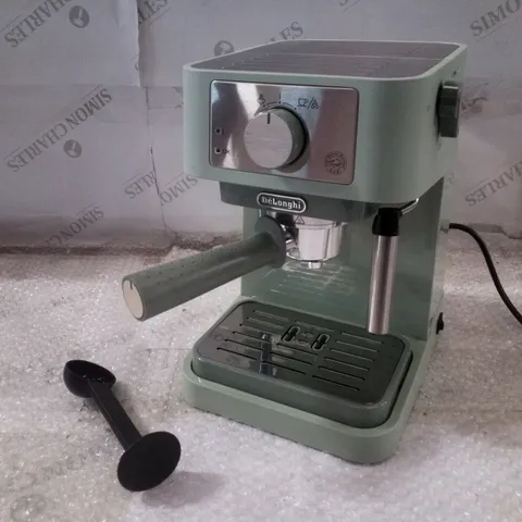 BOXED DĒLONGHI STILOSA ESPRESSO AND CAPPUCCINO COFFEE MAKER