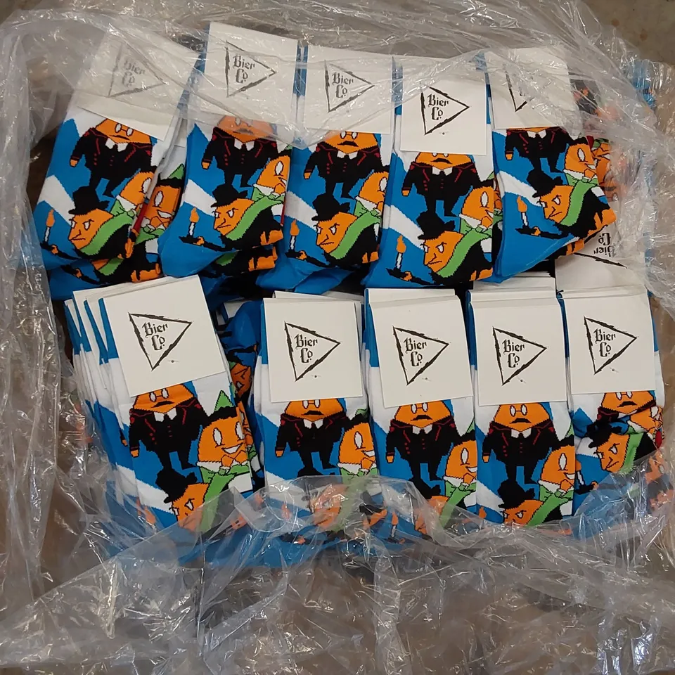 BOX OF APPROXIMATELY 360 PAIRS OF BRAND NEW BIER CO SOCKS (1 BOX)