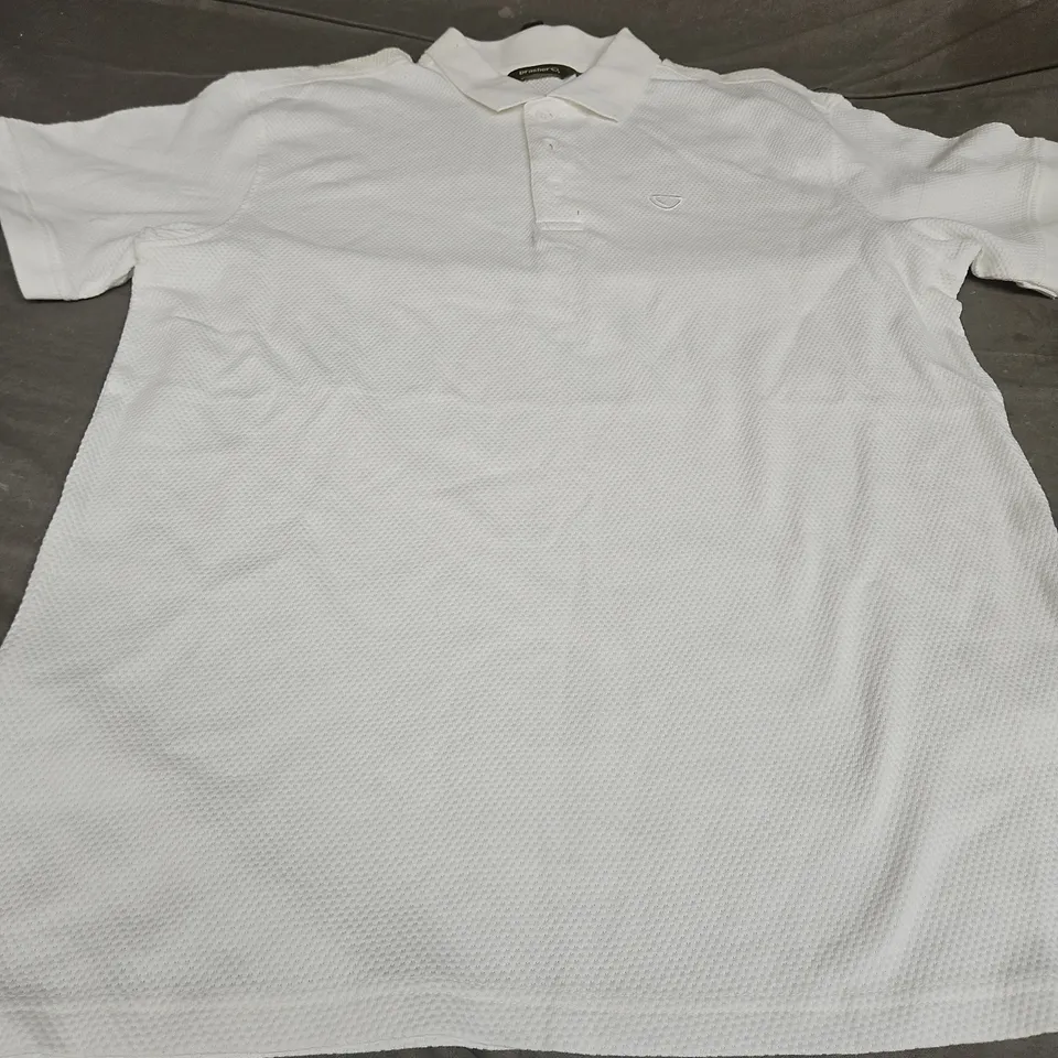 BRASHER LOGO T-SHIRT, WHITE - UK SIZE M