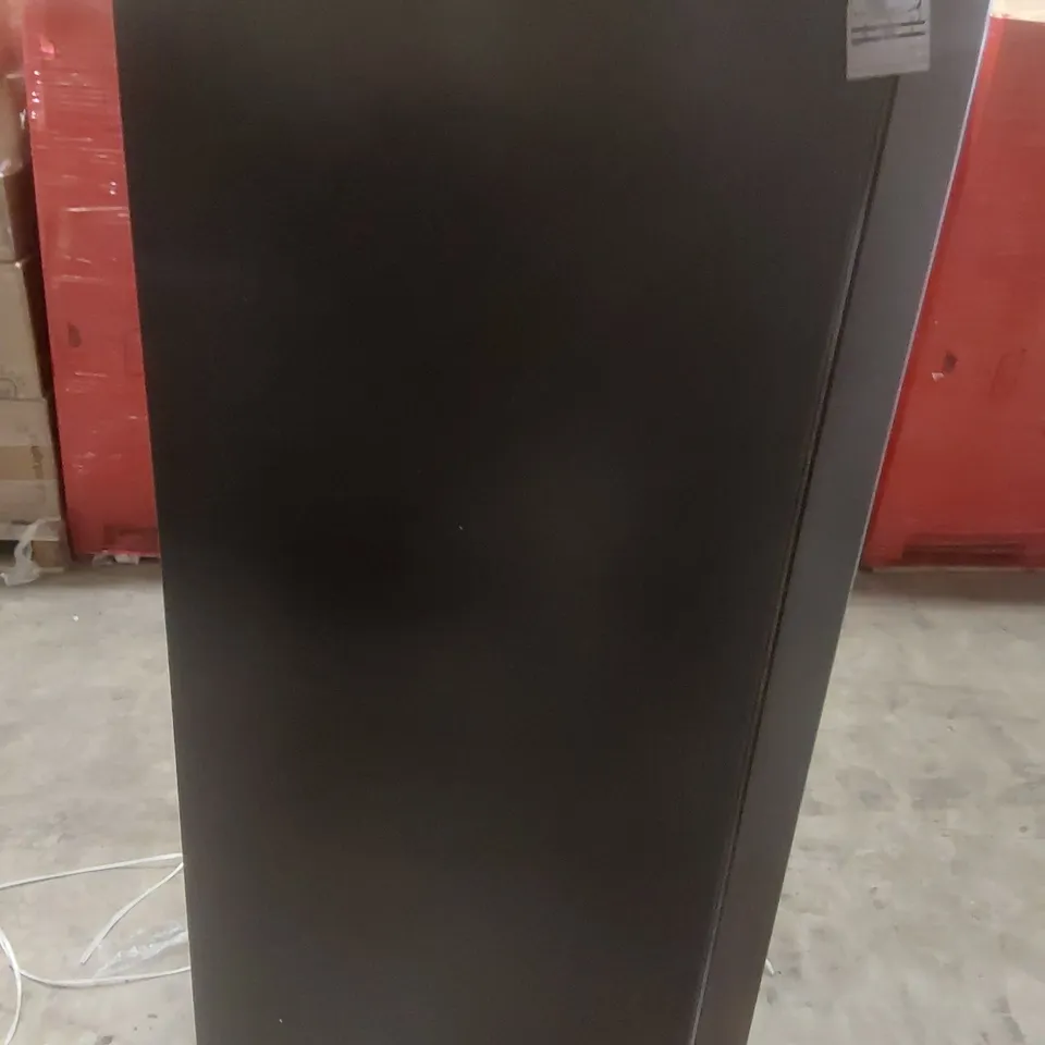 HOTPOINT HPG2 6573W XP4UK DUAL NO FROST AMERICAN-STYLE FRIDGE FREEZER - SILVER