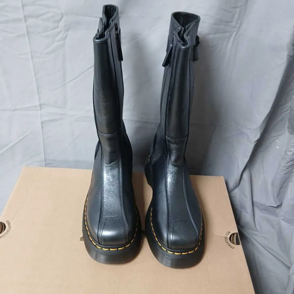 DR. MARTENS BUZZ HI BOOTS - BLACK ECLIPSE, UK6 (EU39)