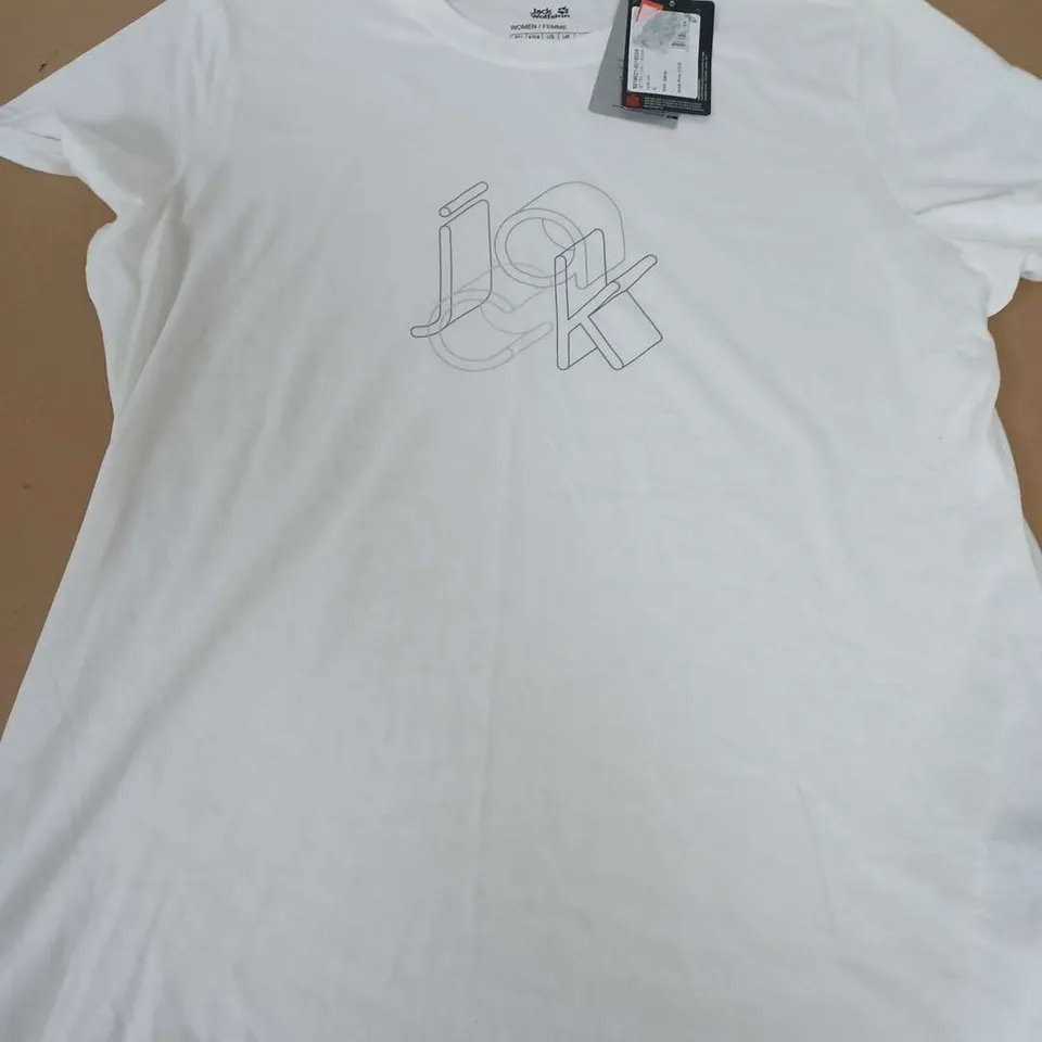 JACK & WOLFSKIN LETTER LOGO TEE IN WHITE - XL