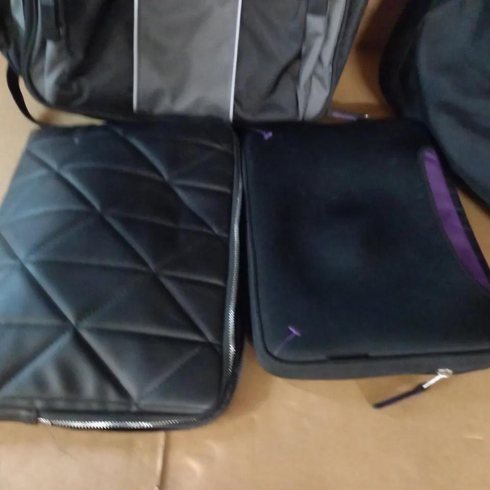 LO TOF 4 ASSORTED LAPTOP/TABLET CARRY CASES TO INCLUDE TARGUS BACKPACK