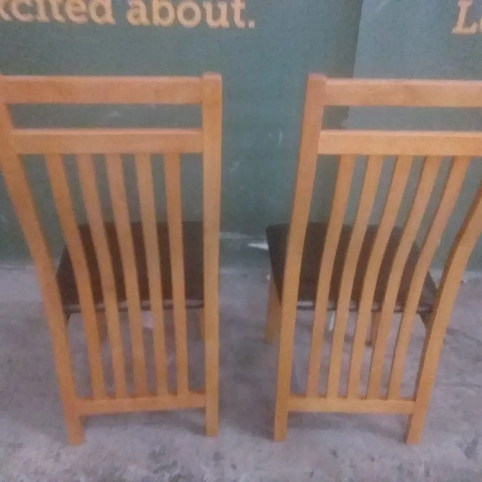 SET OF 2 NEW BALI OAK DINING CHAIRS (BLACK LEATHER SEAT PAD)