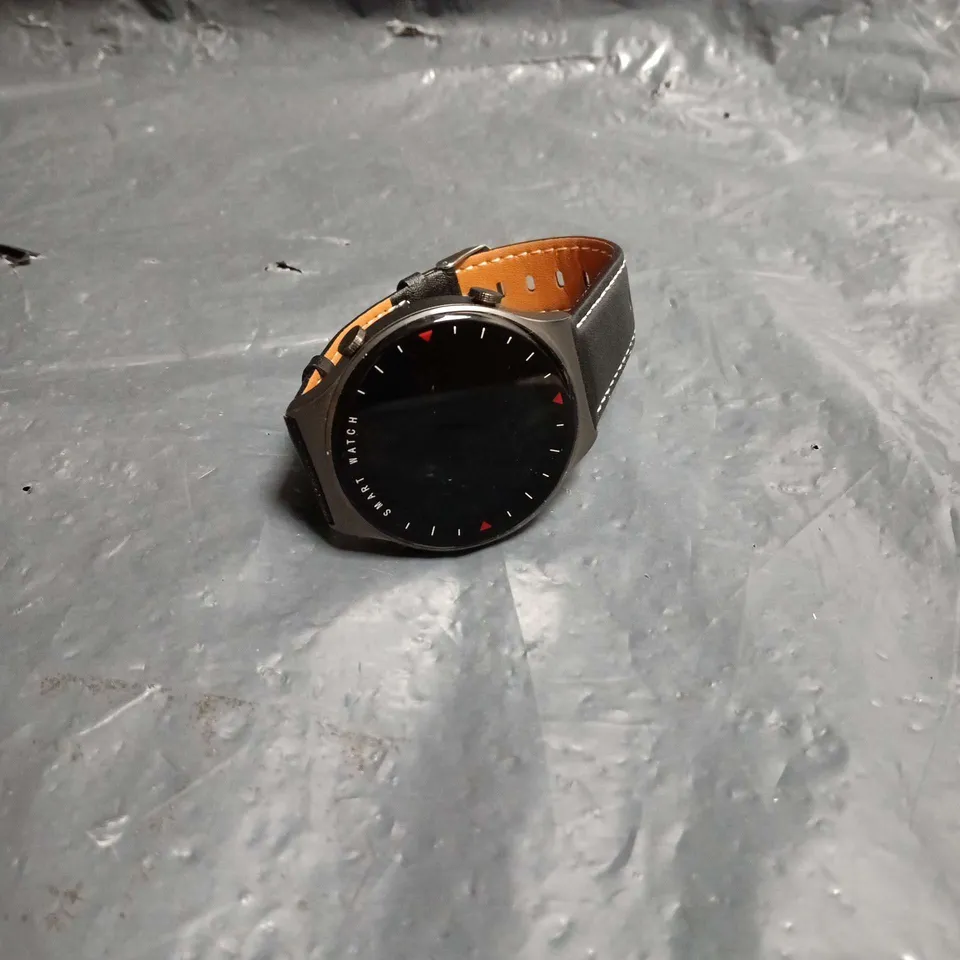 SMART WATCH WITH BLACK LEATHER STRAP UNBOXED