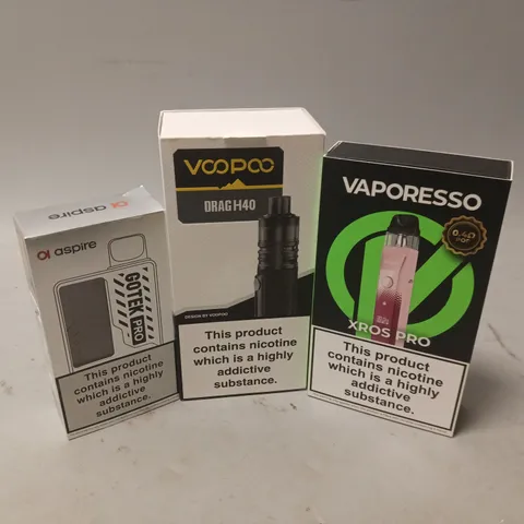APPROXIMATELY 20 VAPES & E-CIGARETTES TO INCLUDE VAPORESSO XROS PRO, VOOPOO DRAG H40, ASPIRE GOTEK PRO, ETC