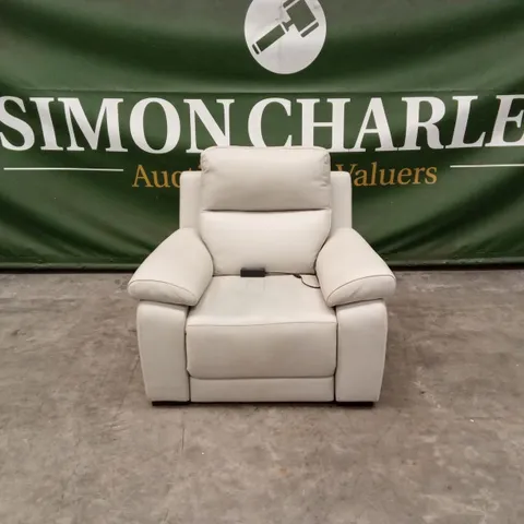 QUALITY DESIGNER ITALIAN MADE MORENO ELECTRIC RECLINER LEATHER ARMCHAIR WITH SMALL ARMS