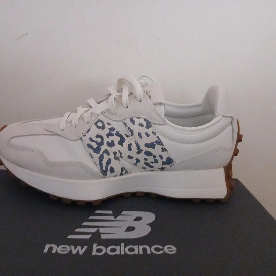 NEW BALANCE 327 TRAINERS – WHITE WITH LEOPARD PRINT PANEL (UK 6 / US 8 / EUR 39)