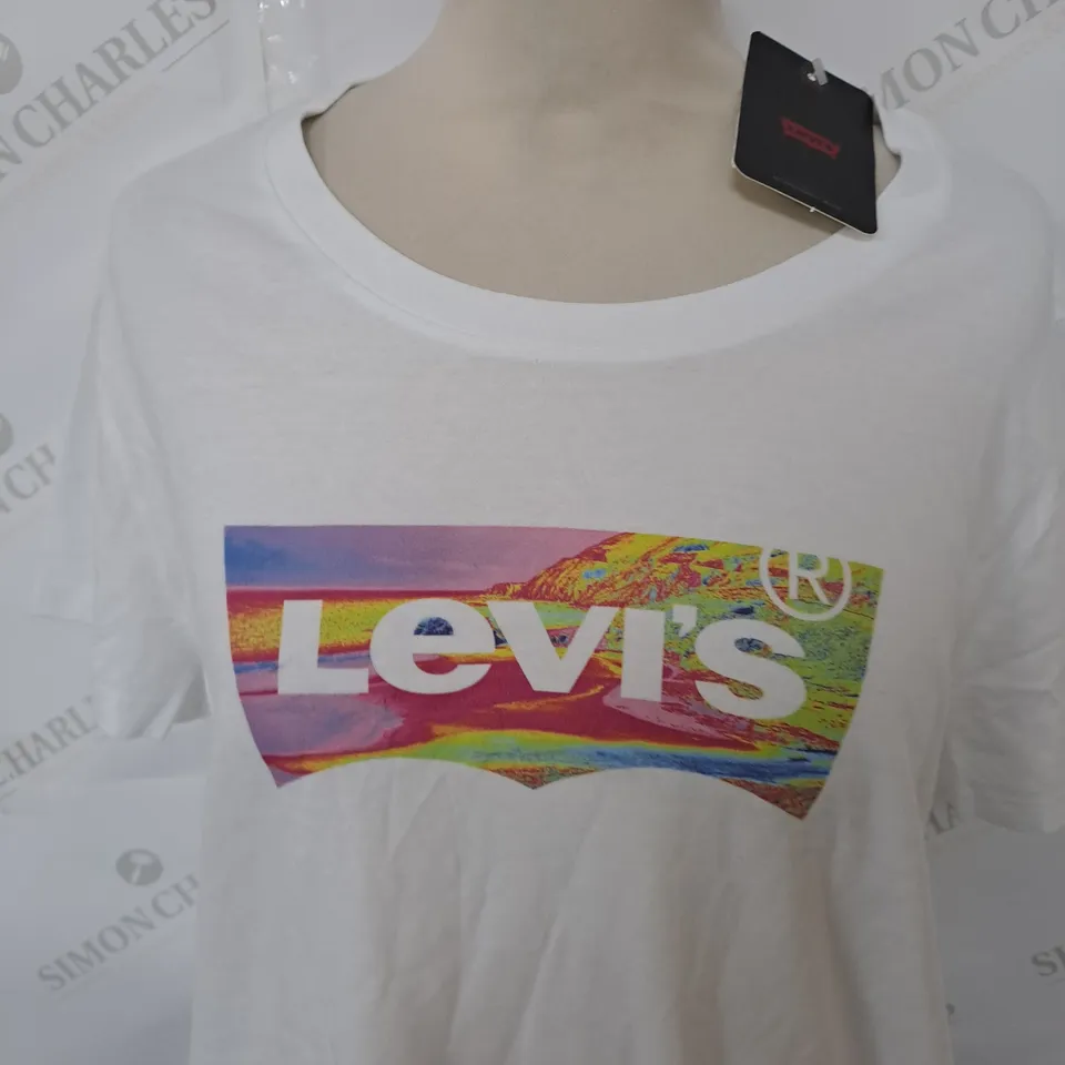LEVIS GRAPHIC CASUALL T-SHIRT SIZE L