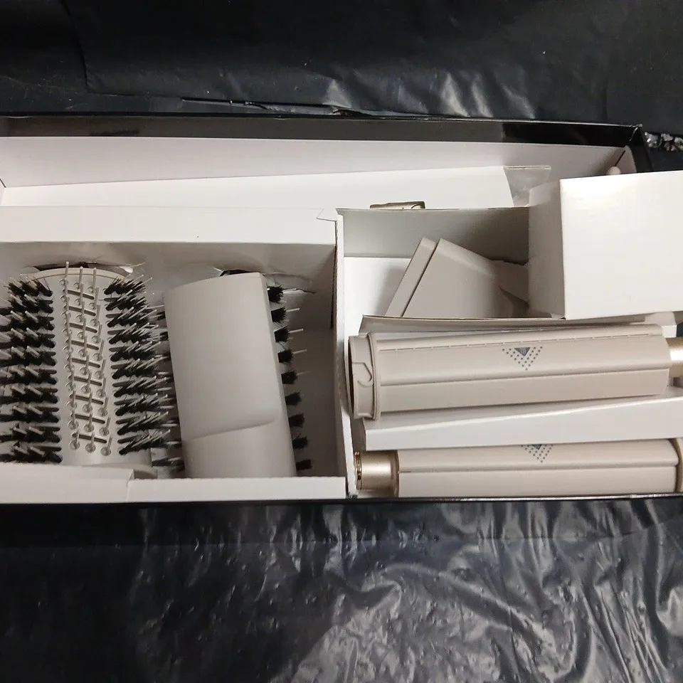 SHARK FLEXSTYLE HAIR STYLING SYSTEM – BOXED WITH ATTACHMENTS (GOLD)