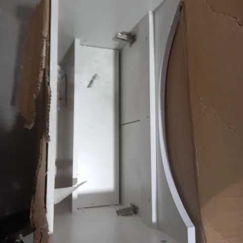 650 CABINET GLOSS WHITE - COLLECTION ONLY 