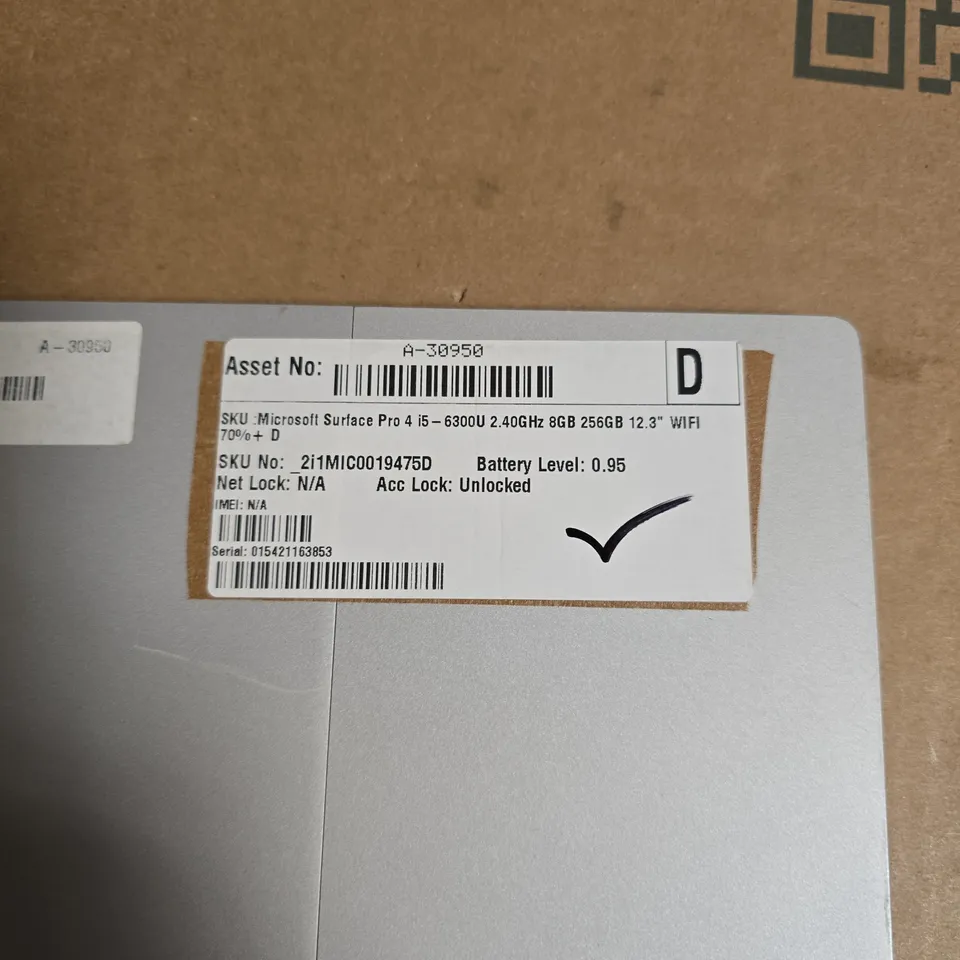 MICROSOFT SURFACE PRO 4 12.3" TABLET – I5-6300U, 8GB RAM, 256GB SSD – SILVER