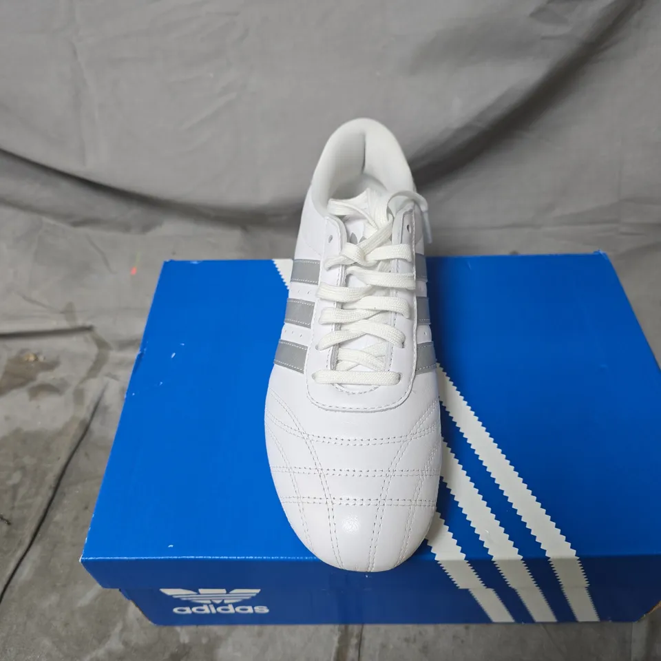 ADIDAS WHITE SNEAKERS WITH SILVER 3-STRIPES – BOXED SIZE 6