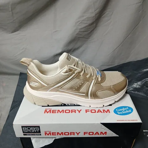 SKECHERS BOBS SPORT TRAINERS SIZE 8 BOXED