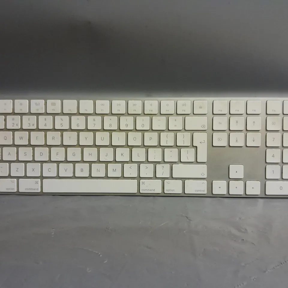 APPLE MAGIC KEYBOARD A1843