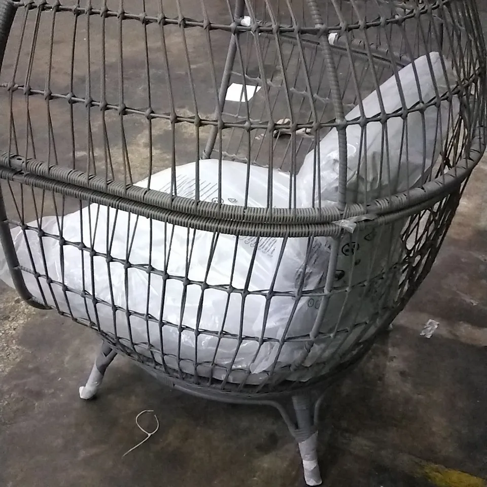 RATTAN EFFECT EGG CHAIR