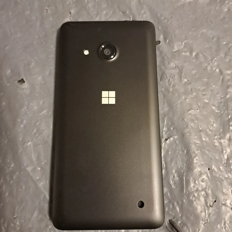 BOXED MICROSOFY LUMIA 550 MOBILE PHONE