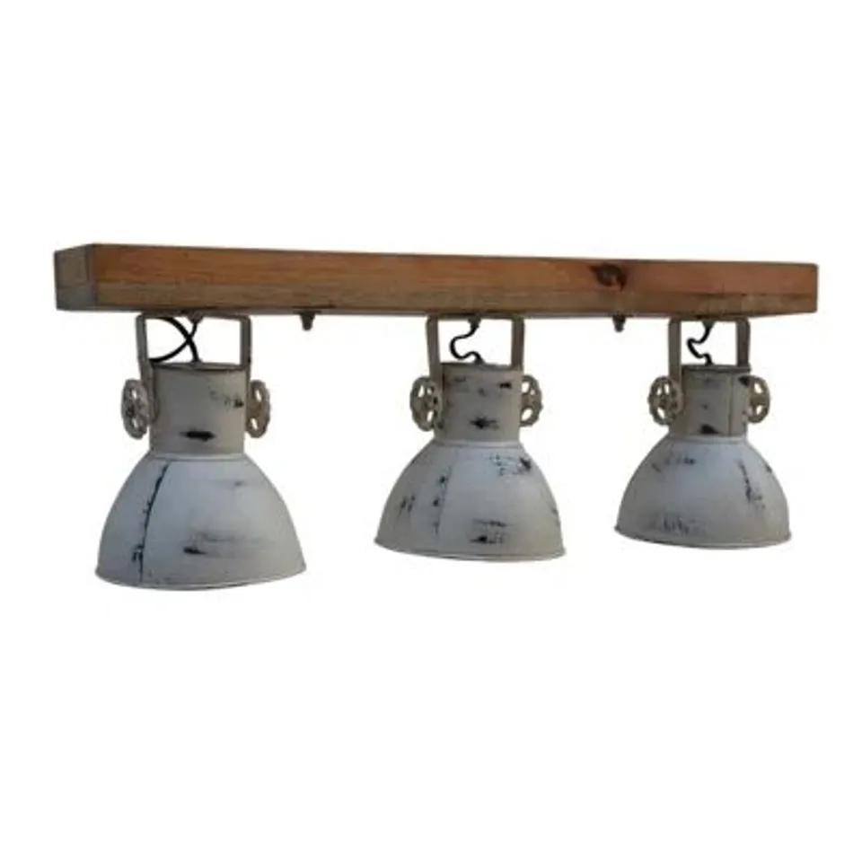 BOXED LUCAS SPOTLIGHT