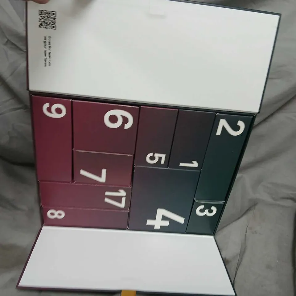 ASOS FACE + BODY GIFT SET – ADVENT CALENDAR