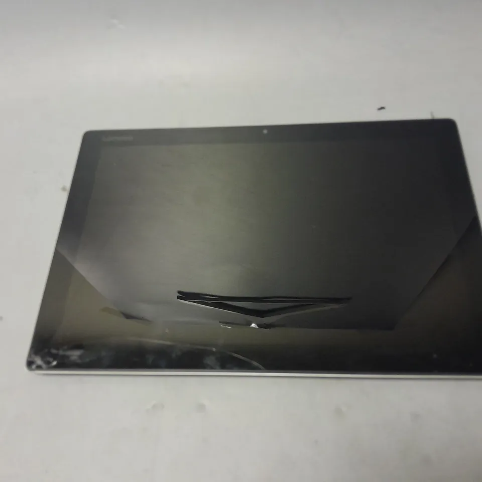 LENOVO MIIX 520 TABLET WITH 12" SCREEN