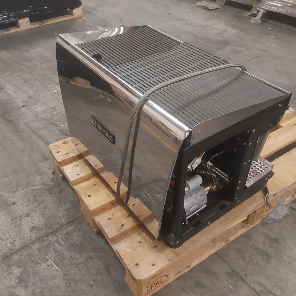 RANCILIO CLASSE 7 COMMERCIAL 2 GROUP COFFEE MACHINE