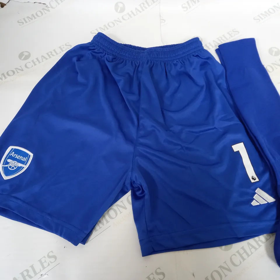 ADIDAS KIDS ARSENAL RAMSDALE GOALKEEPER SHIRT AND SHORTS - SIZE 24